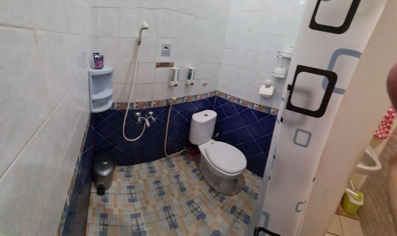 Traveller Home Tangerang Exterior photo